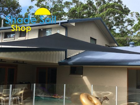 Great install of one of our pre made shady lady black right angle triangle shade sails. Thanks for sending these photo's in, much appreciated. Size 6x7x9.22m\\n\\n25/01/2017 4:36 PM