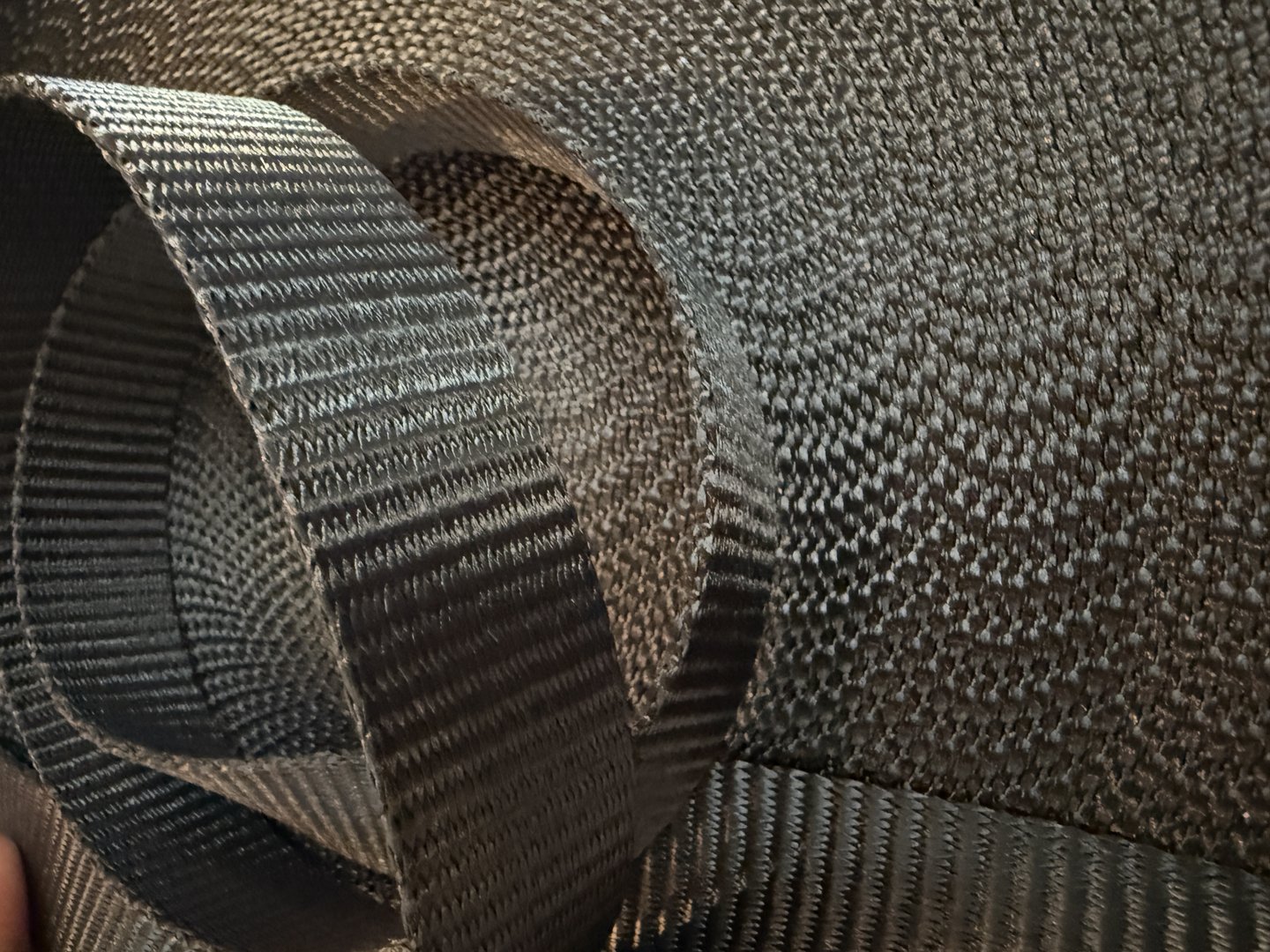 25mm PER METRE Black WINCH Heavy Duty webbing (soft)  Polyester108 BL 2000kg