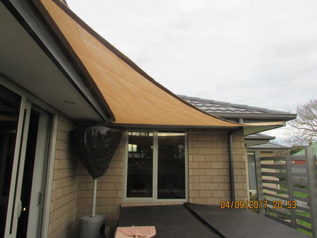 Thanks to our NZ customer Hamish for sending in his photo. He has installed a 3x3x4.24m right angle shady lady shade sail. Looks great!\\n\\n5/09/2017 12:16 PM